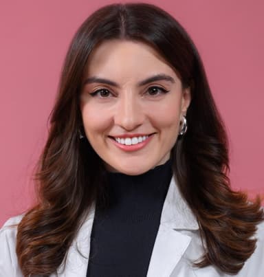 Dr. Daniela Năstase